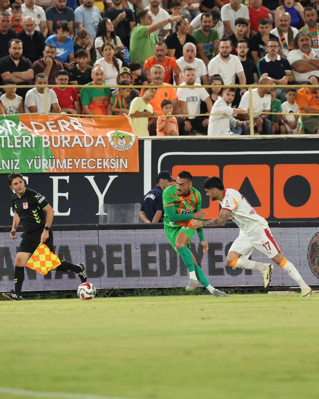 Alanyaspor Galatasaray’ı Zorladı: Direkten Döndü Golü Kaçırdı 3